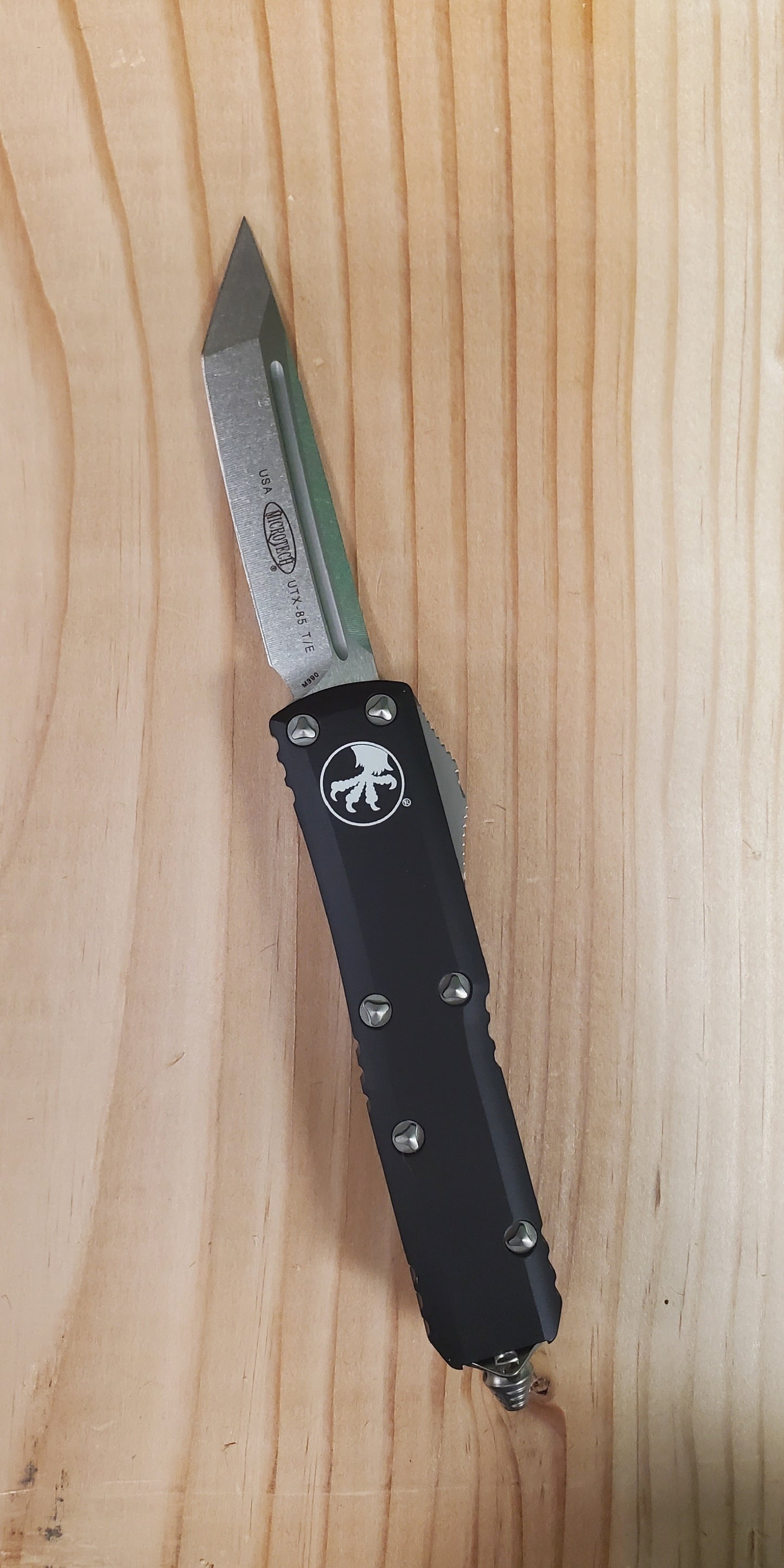 Microtech UTX-85 Black Stonewash Knife