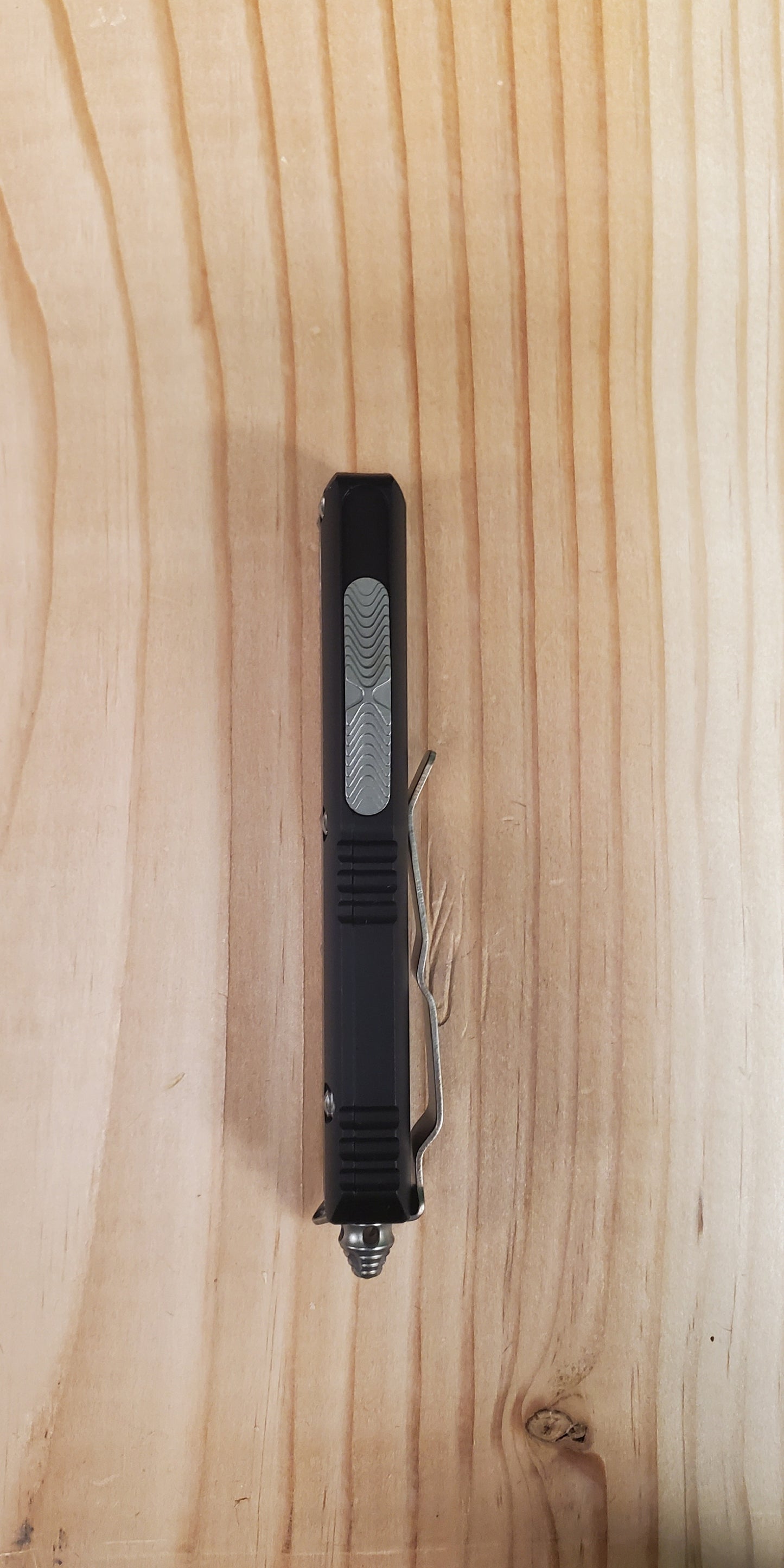 Microtech UTX-85 Black Stonewash Knife