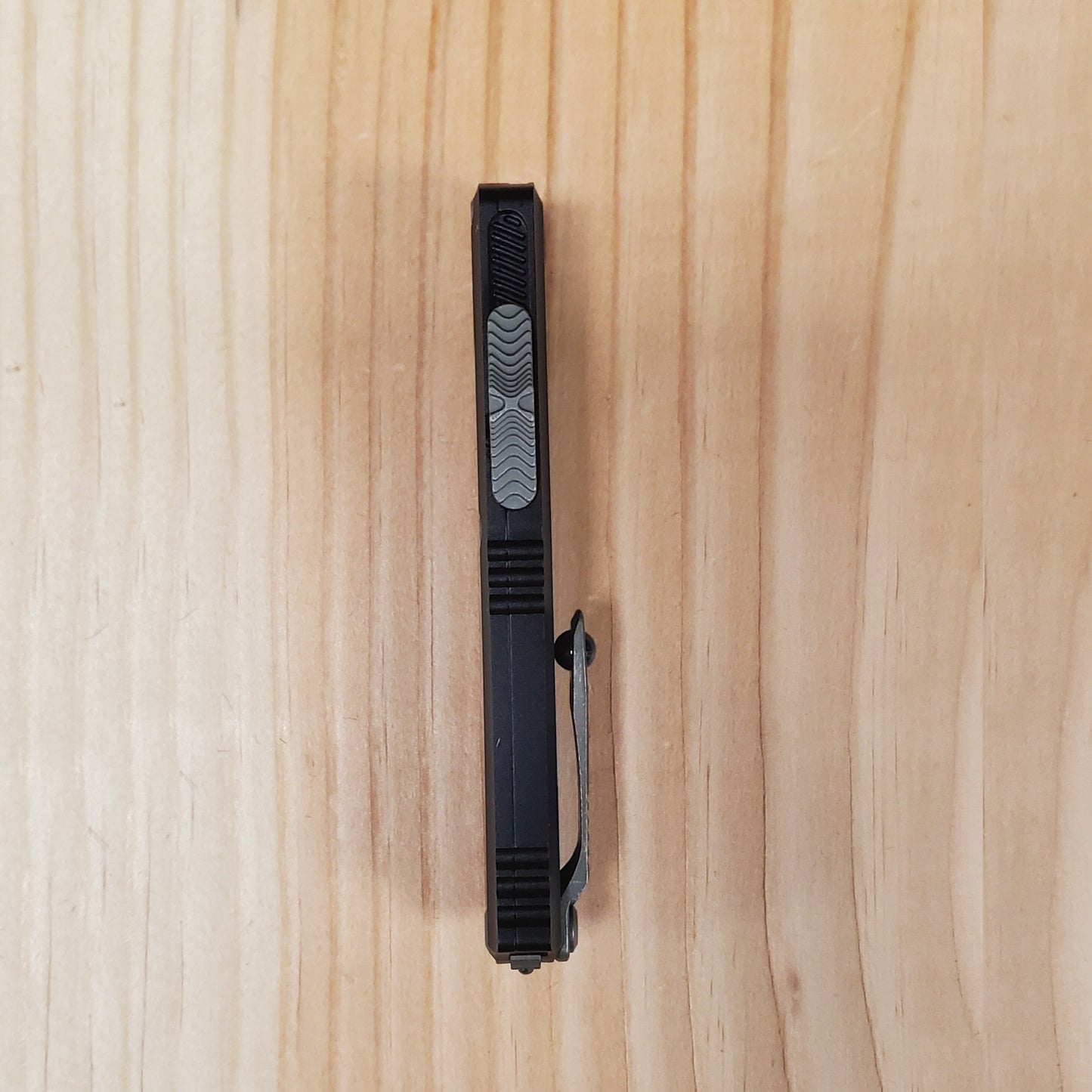 Microtech Hera II Mini OTF Knife Black S/E Serrated